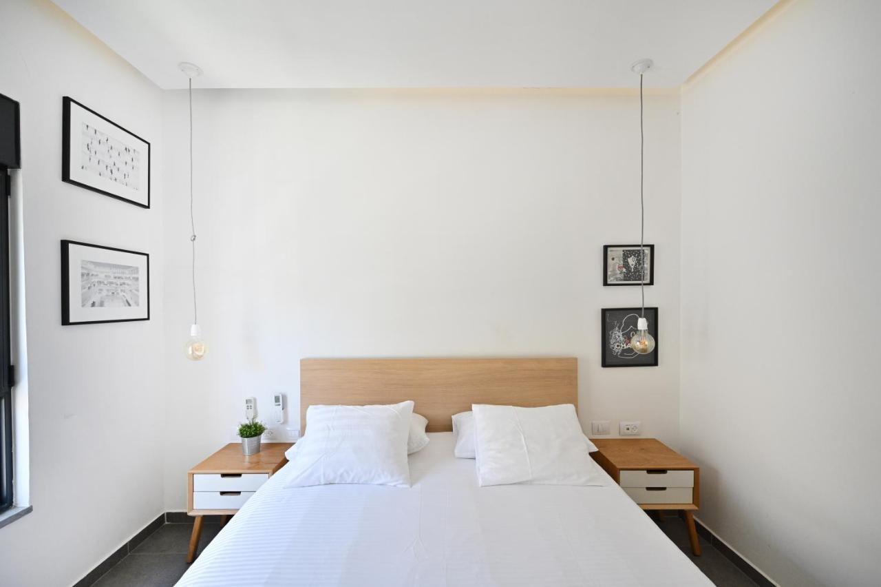Designer 2Br In Rembrandt Street By Holyguest Appartement Tel Aviv Buitenkant foto